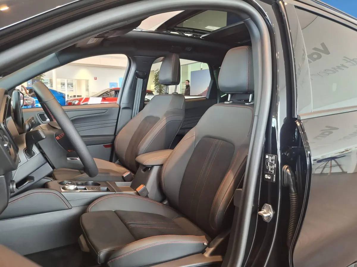 2.5 PHEV ST-Line X | 243PK | Te bestellen | Adaptive cruise control | Dodehoekdetectie | Winterpack | Elektrische Trekhaak | Coast to Coast verlichting | Panoramadak | 19 Inch | Memory |