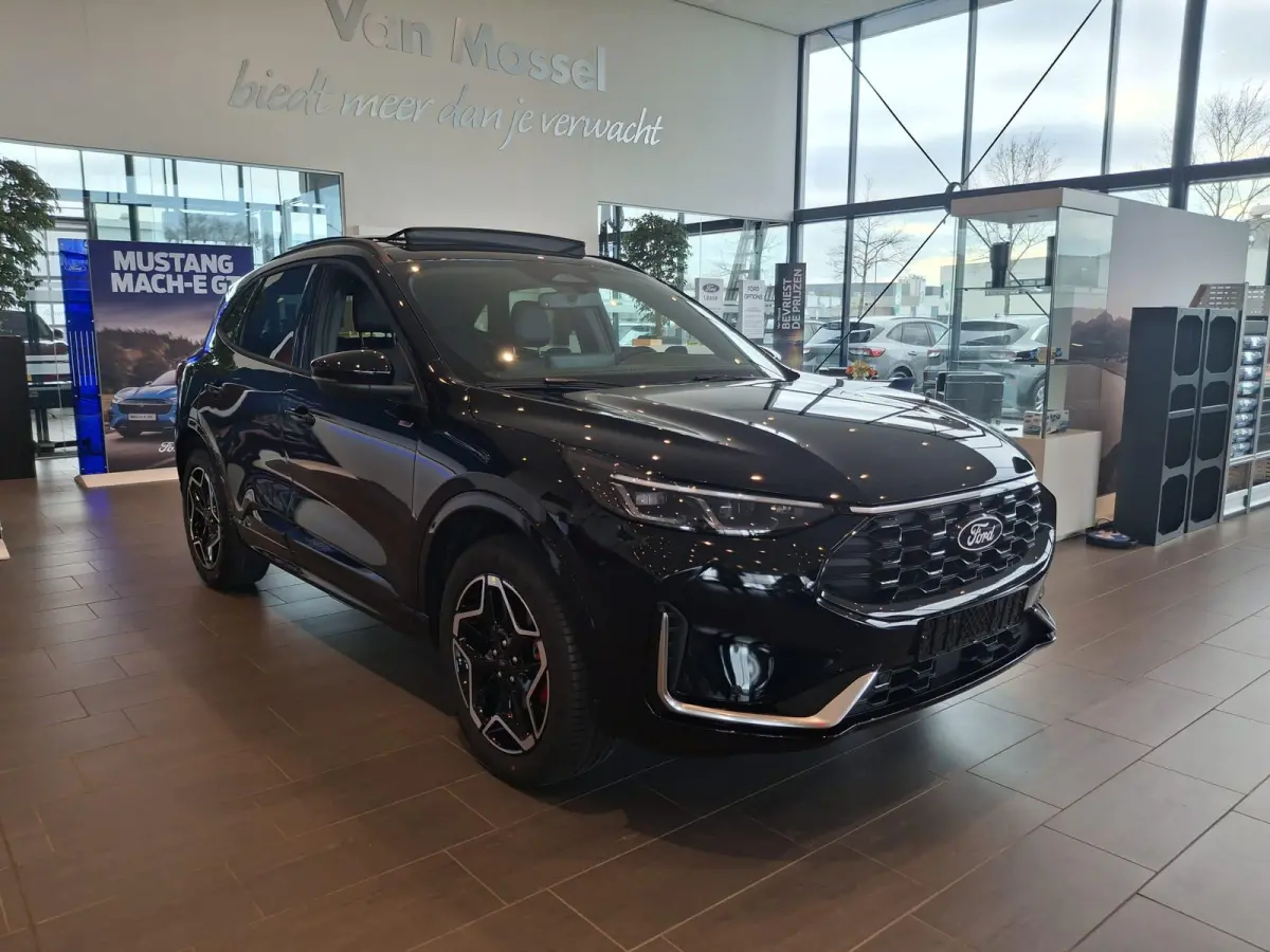 2.5 PHEV ST-Line X | 243PK | Te bestellen | Adaptive cruise control | Dodehoekdetectie | Winterpack | Elektrische Trekhaak | Coast to Coast verlichting | Panoramadak | 19 Inch | Memory |