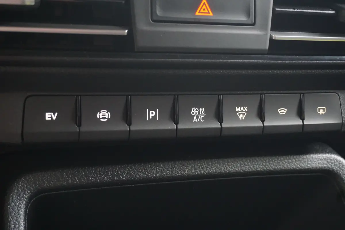 1.5 EcoBoost PHEV L2 Limited 0,99% Financial Lease | Voorraad, Snel Leverbaar | Achteruitrijcamera | Cruise control adaptief met Stop&Go en stuurhulp | Trekhaak