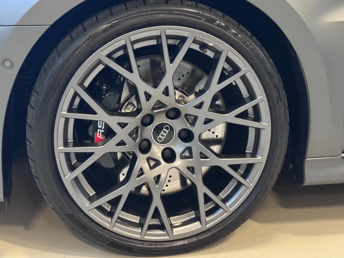 RS3 2.5 TFSI RS 3 quattro | SCHAALSTOELEN | ALCANTARA | PANO | SONOS