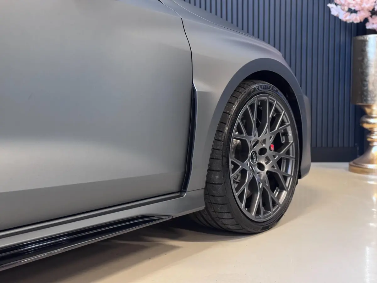 RS3 2.5 TFSI RS 3 quattro | SCHAALSTOELEN | ALCANTARA | PANO | SONOS
