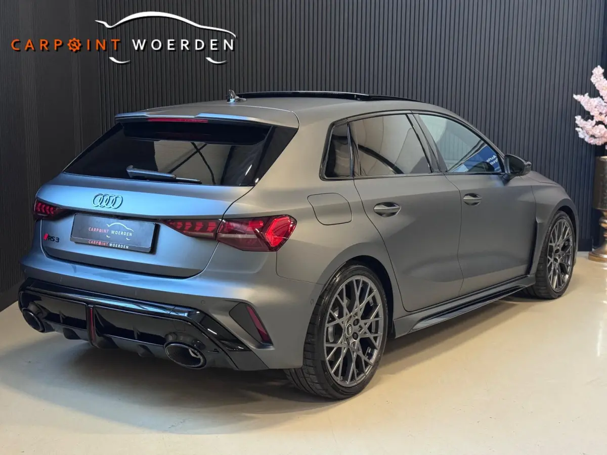 RS3 2.5 TFSI RS 3 quattro | SCHAALSTOELEN | ALCANTARA | PANO | SONOS