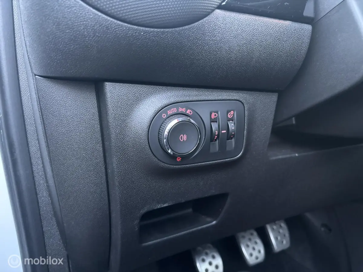 1.4 PDC Carplay Stoel/Stuurverwarming Airco