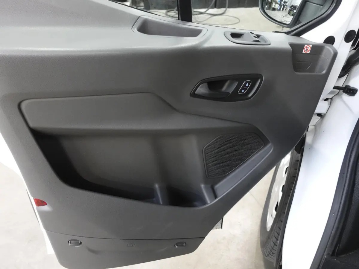 330 2.0 TDCI L3H2 Trend Airco Adaptive Cruise Control Navigatie Trekhaak