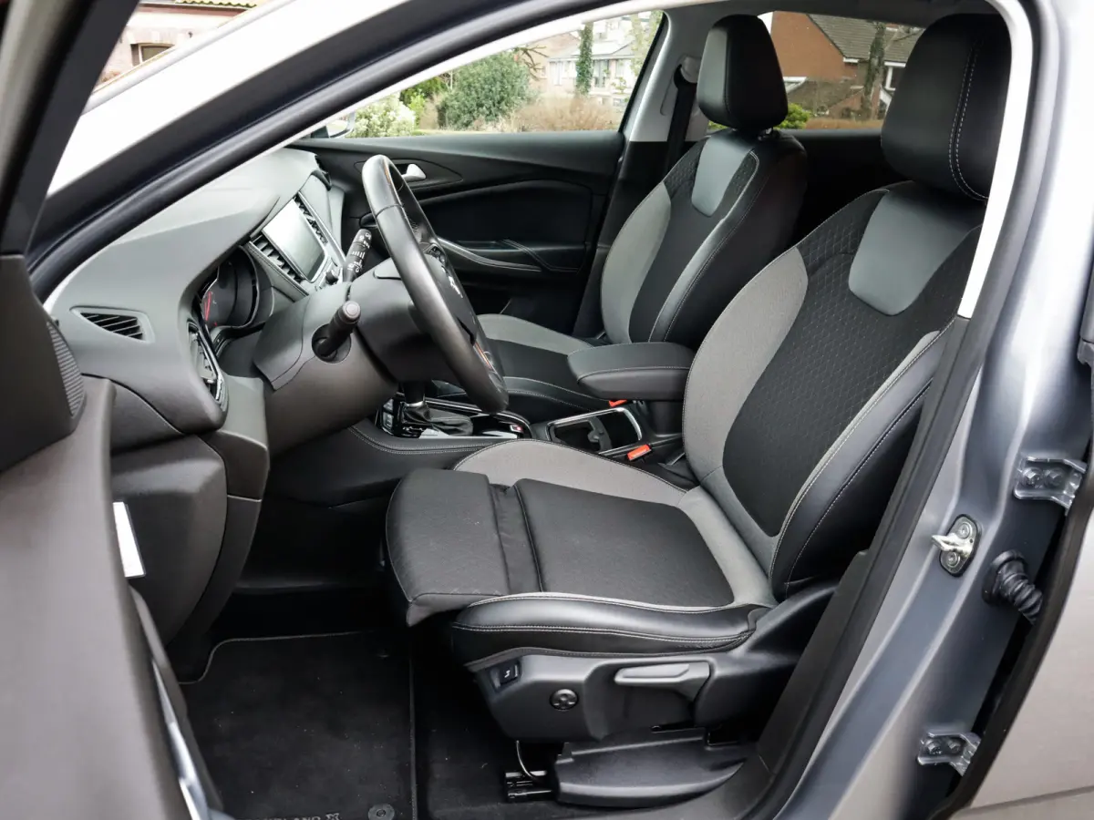 1.2 Turbo Business Elegance 1e-Eig. & Keurig-Onderh. BOVAG-Garantie. NL-Auto