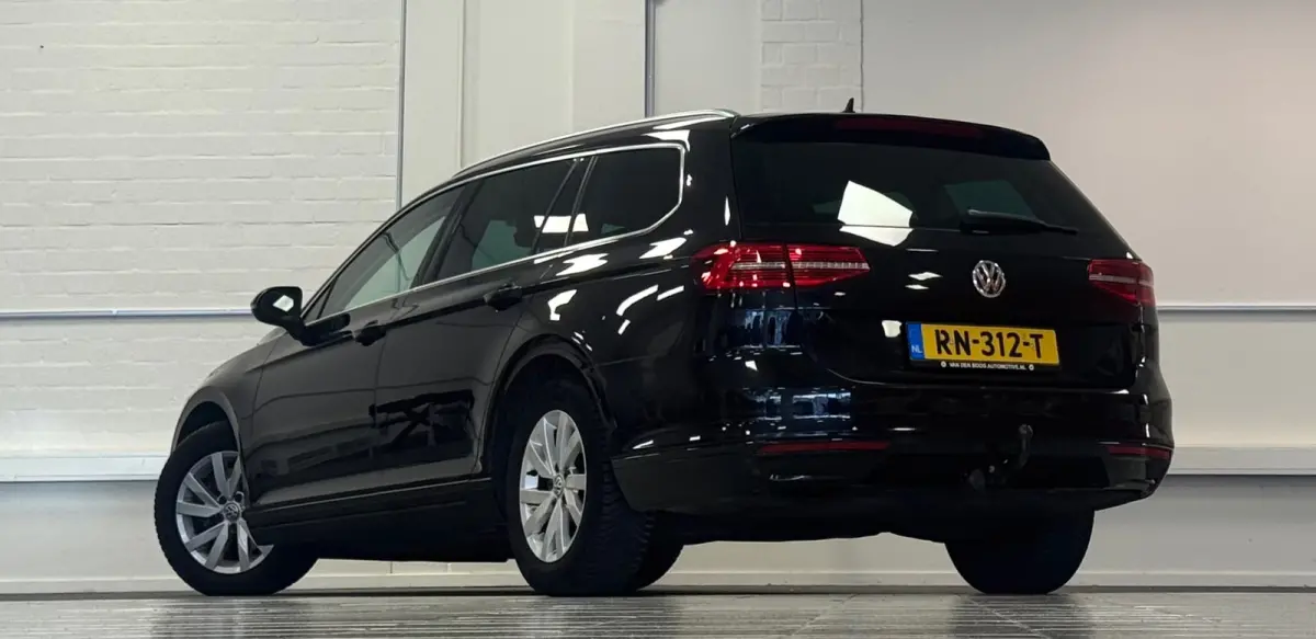 1.6 TDI Comfortline Business A/T Navi Trekhaak LED Mooi!