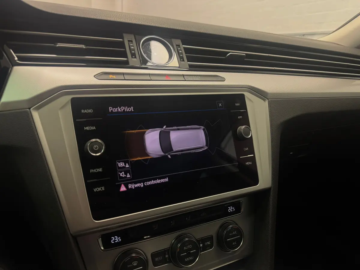 1.6 TDI Comfortline Business A/T Navi Trekhaak LED Mooi!