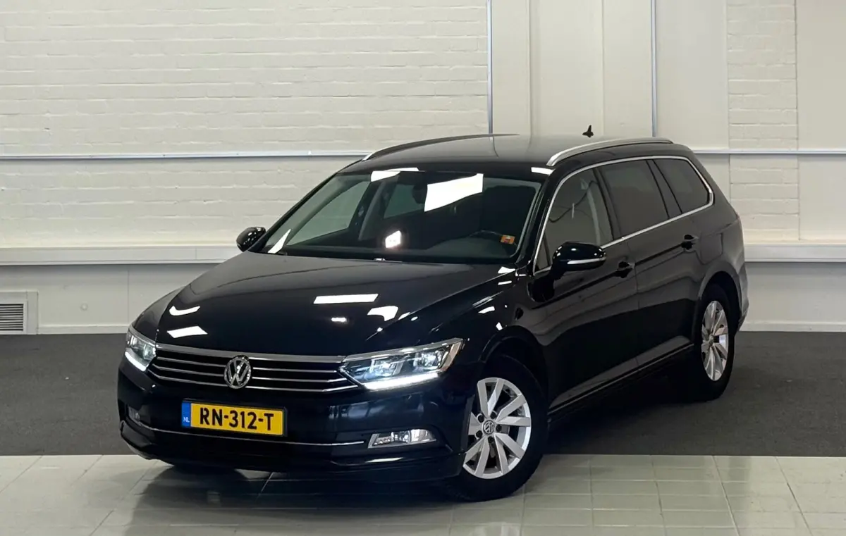 1.6 TDI Comfortline Business A/T Navi Trekhaak LED Mooi!