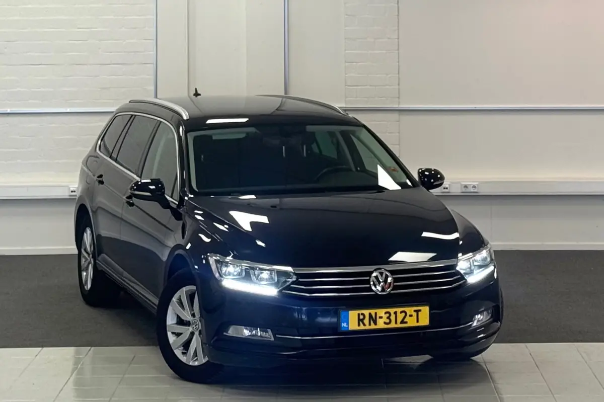 1.6 TDI Comfortline Business A/T Navi Trekhaak LED Mooi!