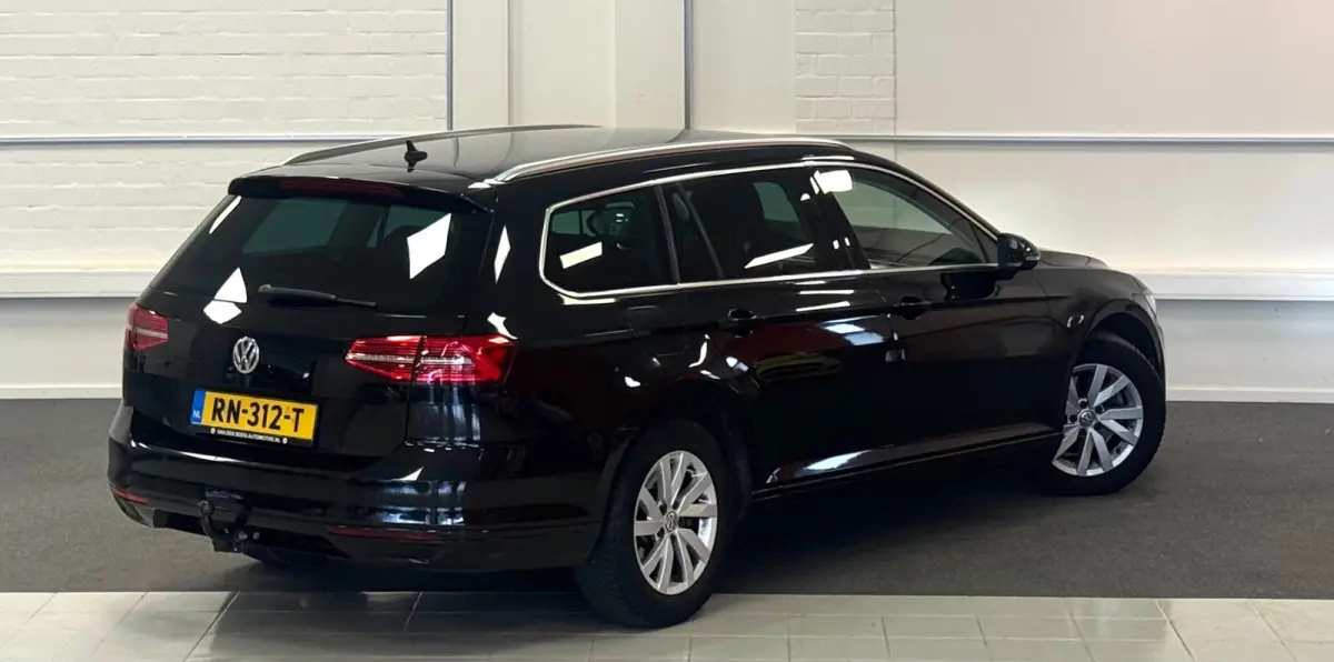 1.6 TDI Comfortline Business A/T Navi Trekhaak LED Mooi!
