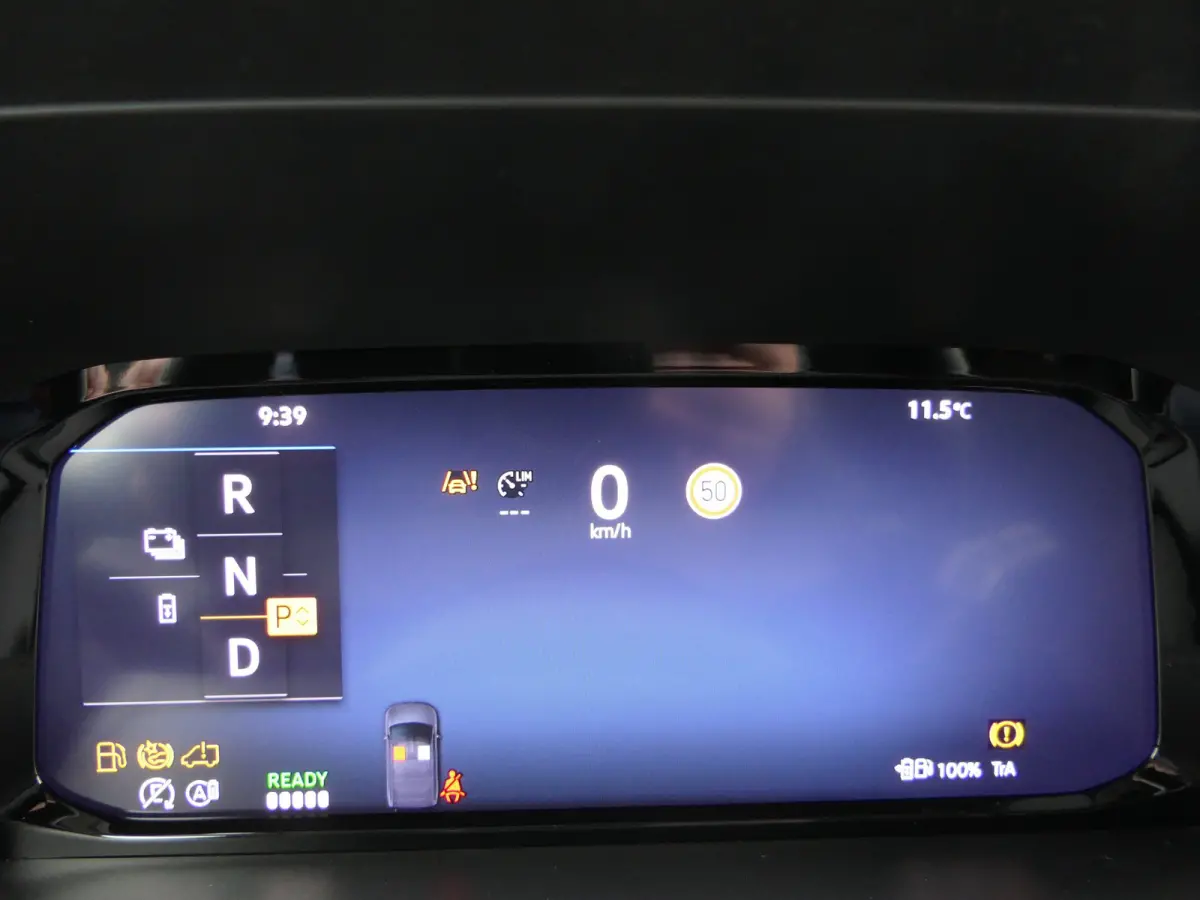 1.5 EcoBoost PHEV L2 Trend | Comfort Winter Pack | All-Seasonbanden | Trekhaak | CarPlay/Android Auto | AGR Stoel