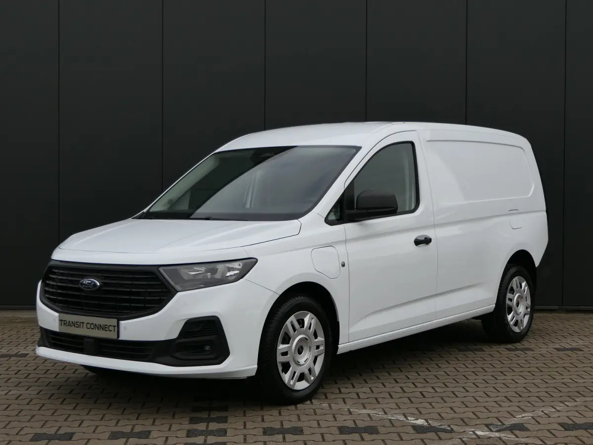 1.5 EcoBoost PHEV L2 Trend | Comfort Winter Pack | All-Seasonbanden | Trekhaak | CarPlay/Android Auto | AGR Stoel