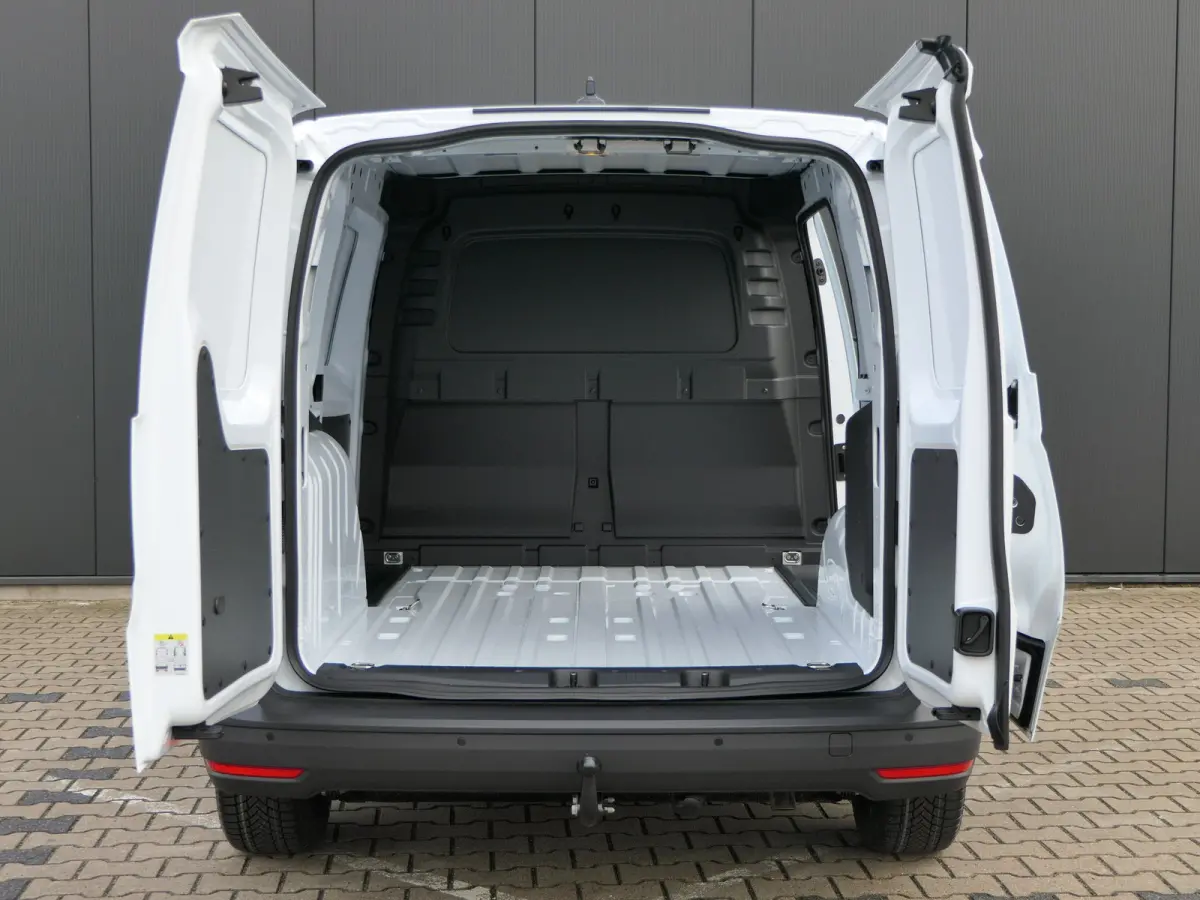 1.5 EcoBoost PHEV L2 Trend | Comfort Winter Pack | All-Seasonbanden | Trekhaak | CarPlay/Android Auto | AGR Stoel