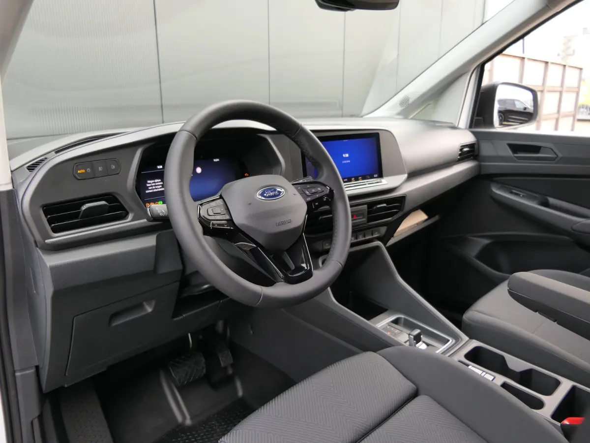 1.5 EcoBoost PHEV L2 Trend | Comfort Winter Pack | All-Seasonbanden | Trekhaak | CarPlay/Android Auto | AGR Stoel