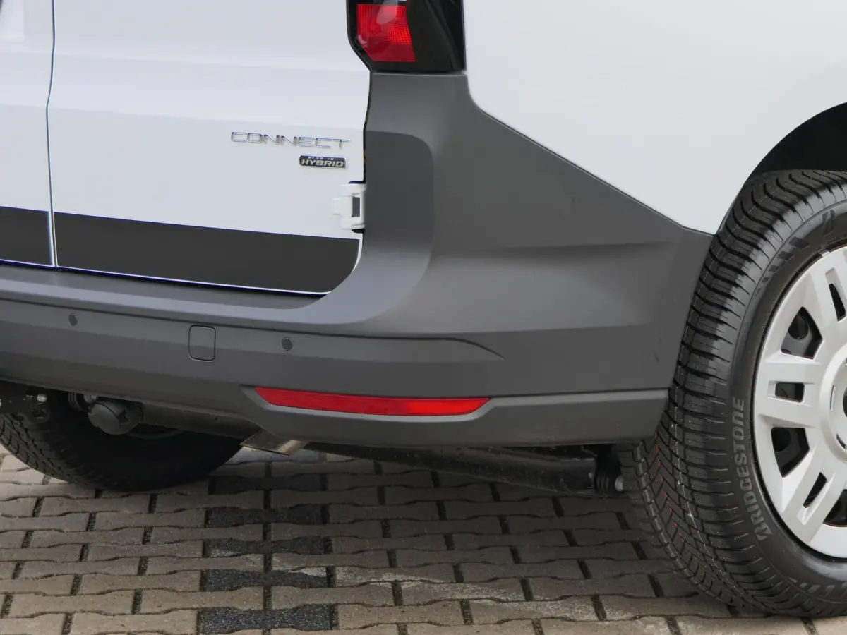 1.5 EcoBoost PHEV L2 Trend | Comfort Winter Pack | All-Seasonbanden | Trekhaak | CarPlay/Android Auto | AGR Stoel
