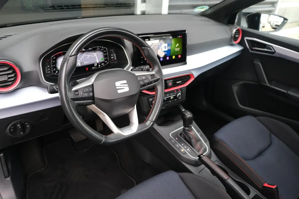 1.0 EcoTSI FR 110PK DSG Facelift Pano Led Cam Navi Cruise