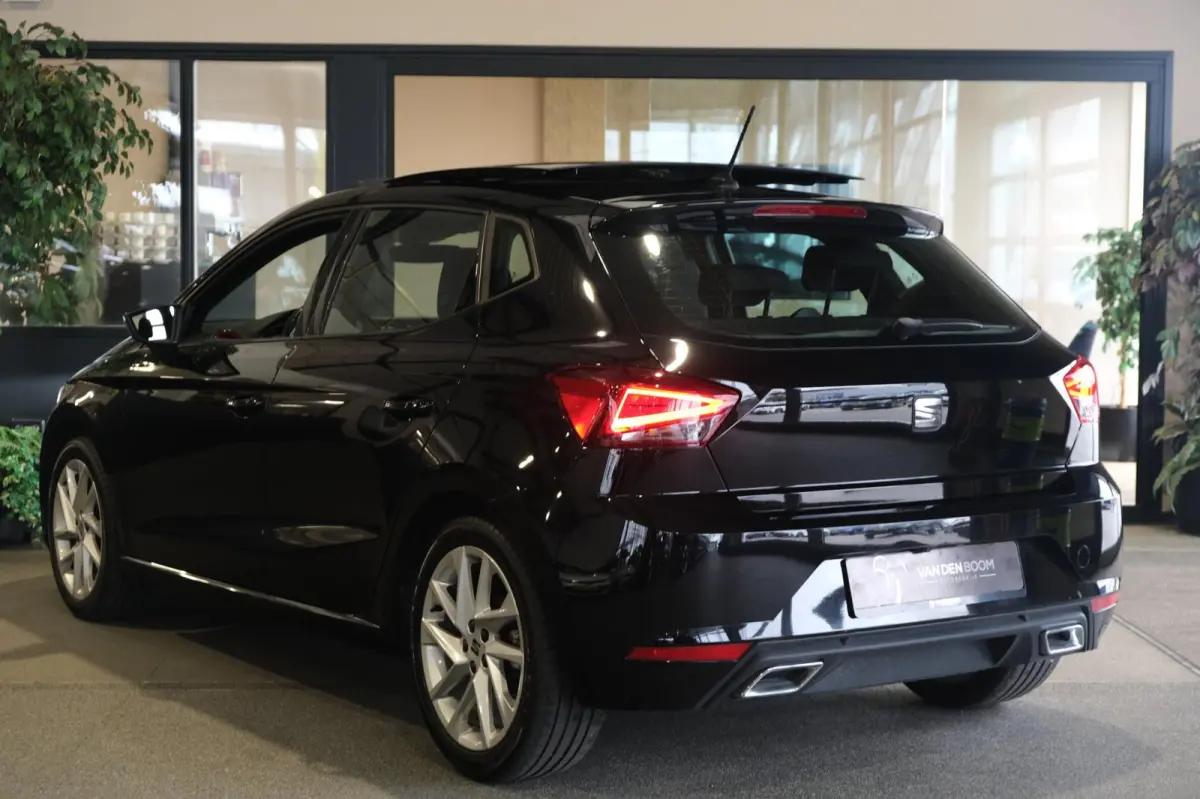 1.0 EcoTSI FR 110PK DSG Facelift Pano Led Cam Navi Cruise