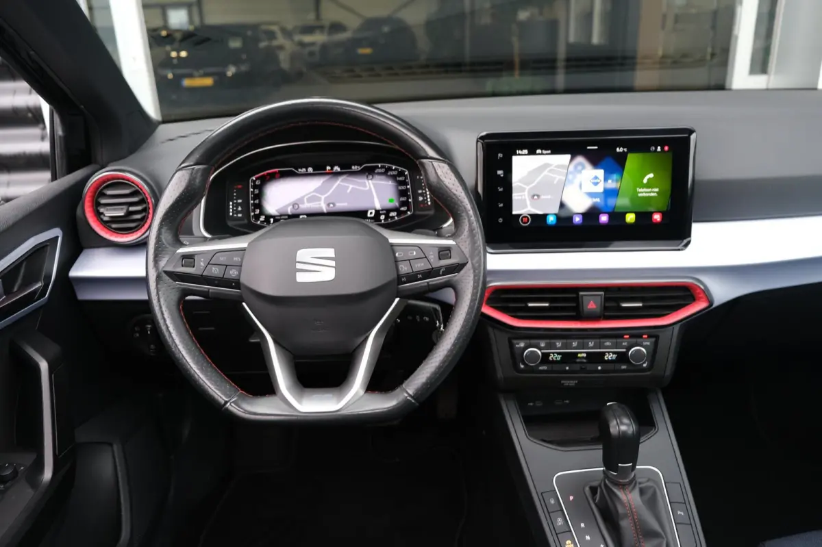 1.0 EcoTSI FR 110PK DSG Facelift Pano Led Cam Navi Cruise