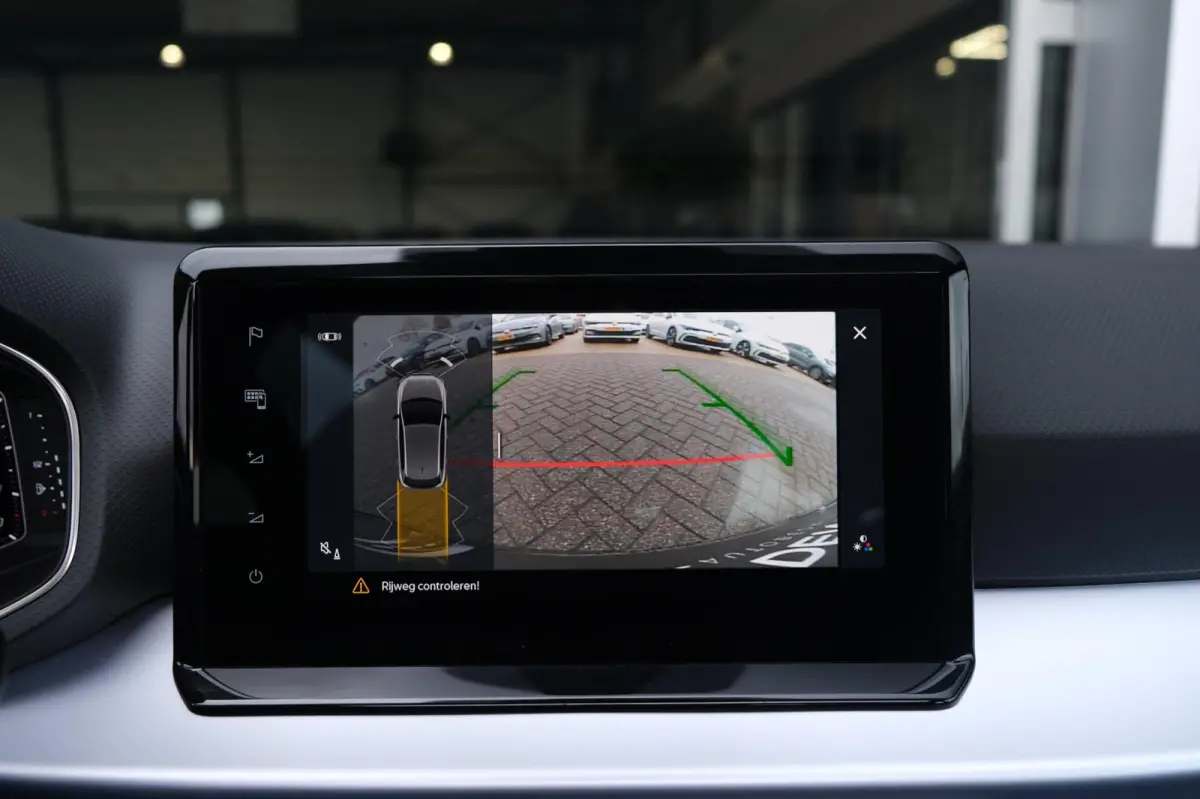 1.0 EcoTSI FR 110PK DSG Facelift Pano Led Cam Navi Cruise