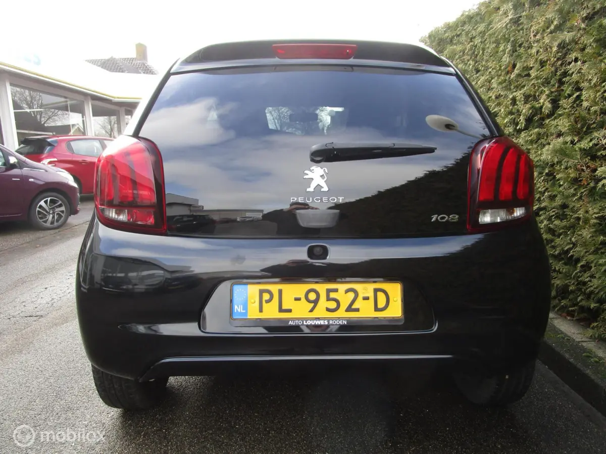 1.0 Allure AUTOMAAT - 25.000 KM !!!