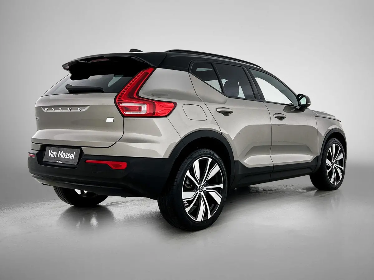 1.5 T5 R-Design | PANORAMADAK | CAMERA | HARMAN-KARDON | STOEL-STUURWIELVERWARMING | 20 INCH | ZWART DAK