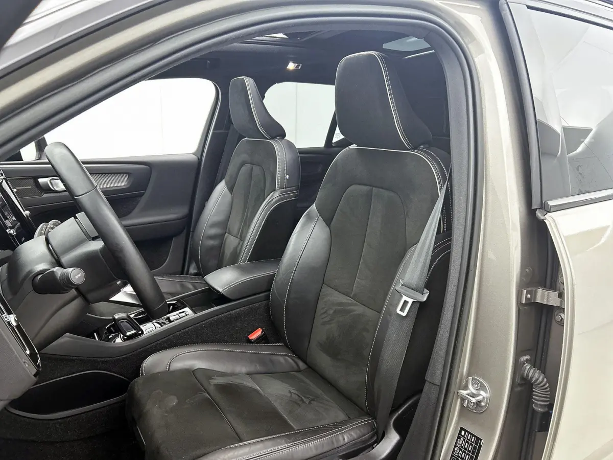 1.5 T5 R-Design | PANORAMADAK | CAMERA | HARMAN-KARDON | STOEL-STUURWIELVERWARMING | 20 INCH | ZWART DAK