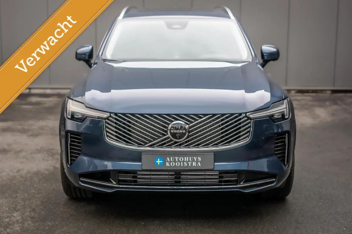 T8 Plug-in hybrid AWD Ultra Bright MY 2027 Full Option