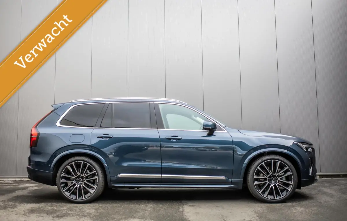 T8 Plug-in hybrid AWD Ultra Bright MY 2027 Full Option
