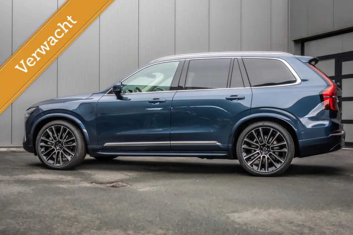 T8 Plug-in hybrid AWD Ultra Bright MY 2027 Full Option