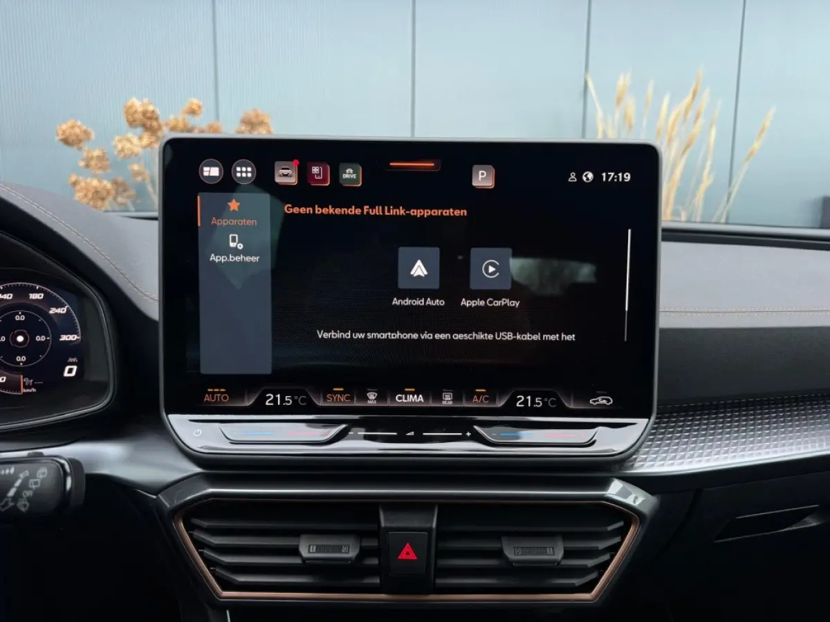 1.5 e-TSI 2025 GARANTIE NAVI CLIMATE APPLE CARPLAY LEDER