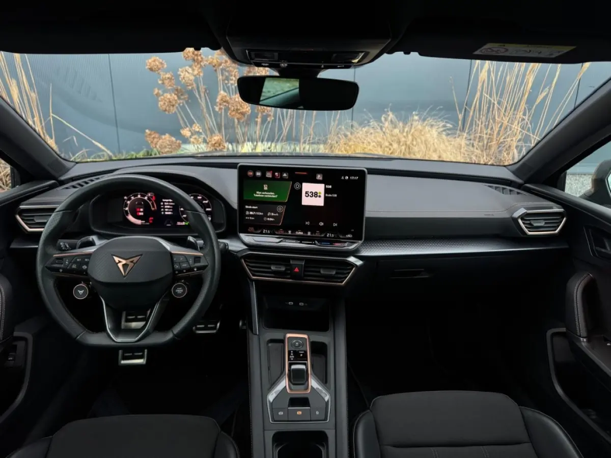 1.5 e-TSI 2025 GARANTIE NAVI CLIMATE APPLE CARPLAY LEDER