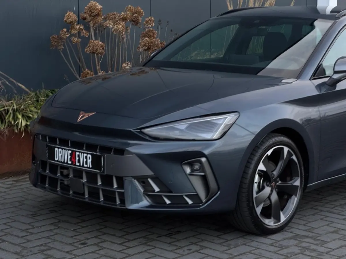 1.5 e-TSI 2025 GARANTIE NAVI CLIMATE APPLE CARPLAY LEDER