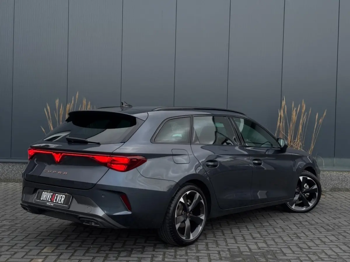 1.5 e-TSI 2025 GARANTIE NAVI CLIMATE APPLE CARPLAY LEDER