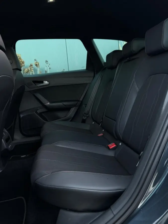 1.5 e-TSI 2025 GARANTIE NAVI CLIMATE APPLE CARPLAY LEDER