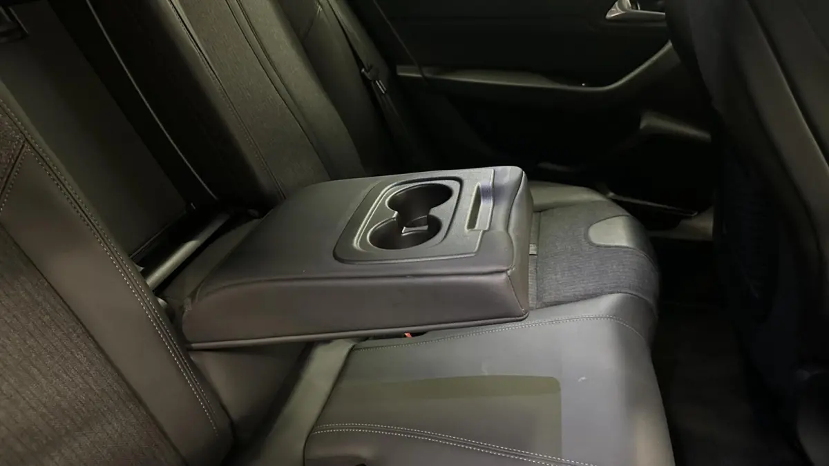 1.2 PureTech Allure Pack Business ECC CRUISE NAVI LM CARPLAY.