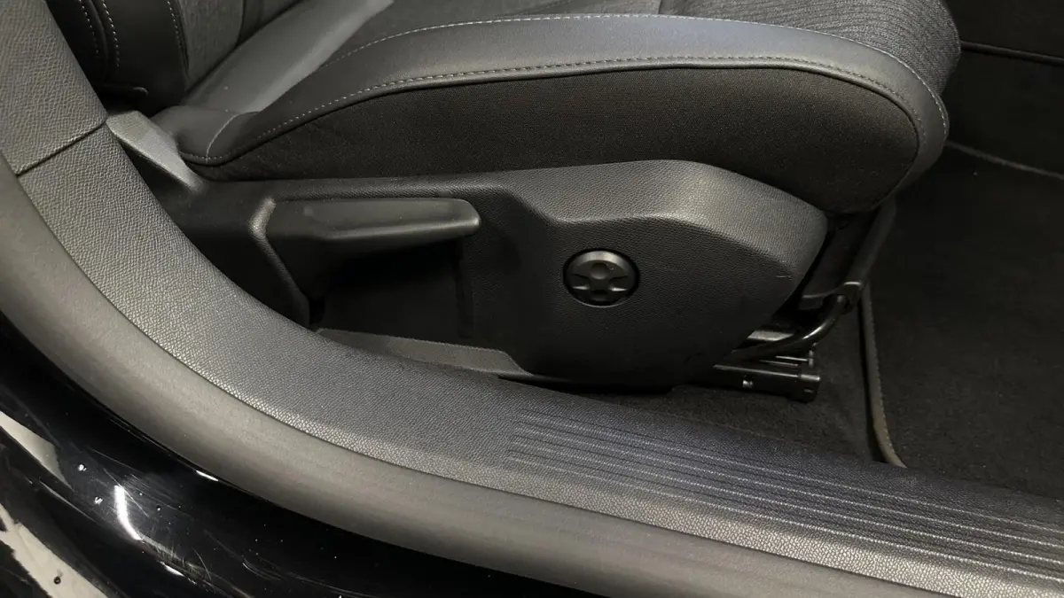 1.2 PureTech Allure Pack Business ECC CRUISE NAVI LM CARPLAY.