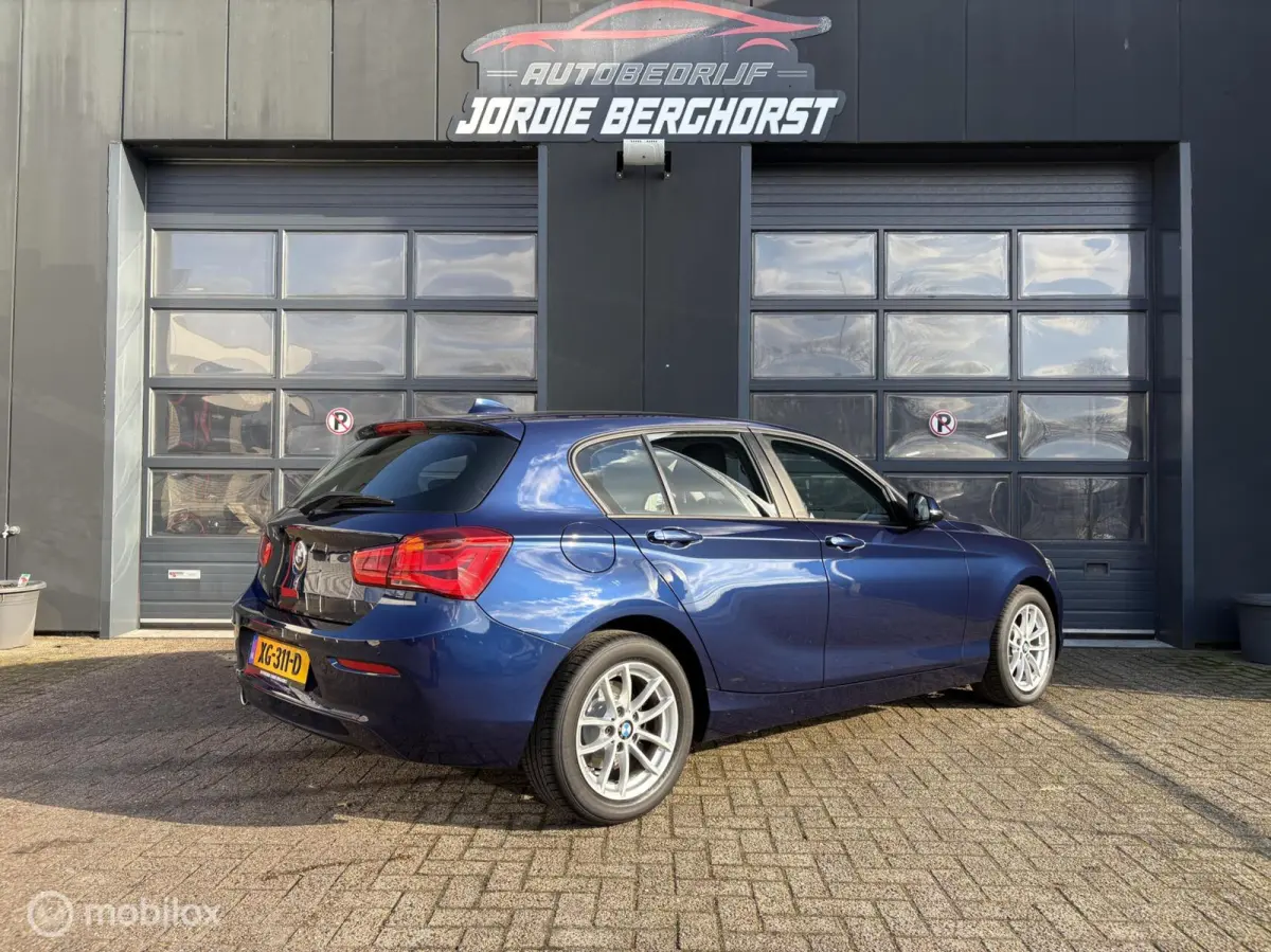 118i Corporate Lease Automaat