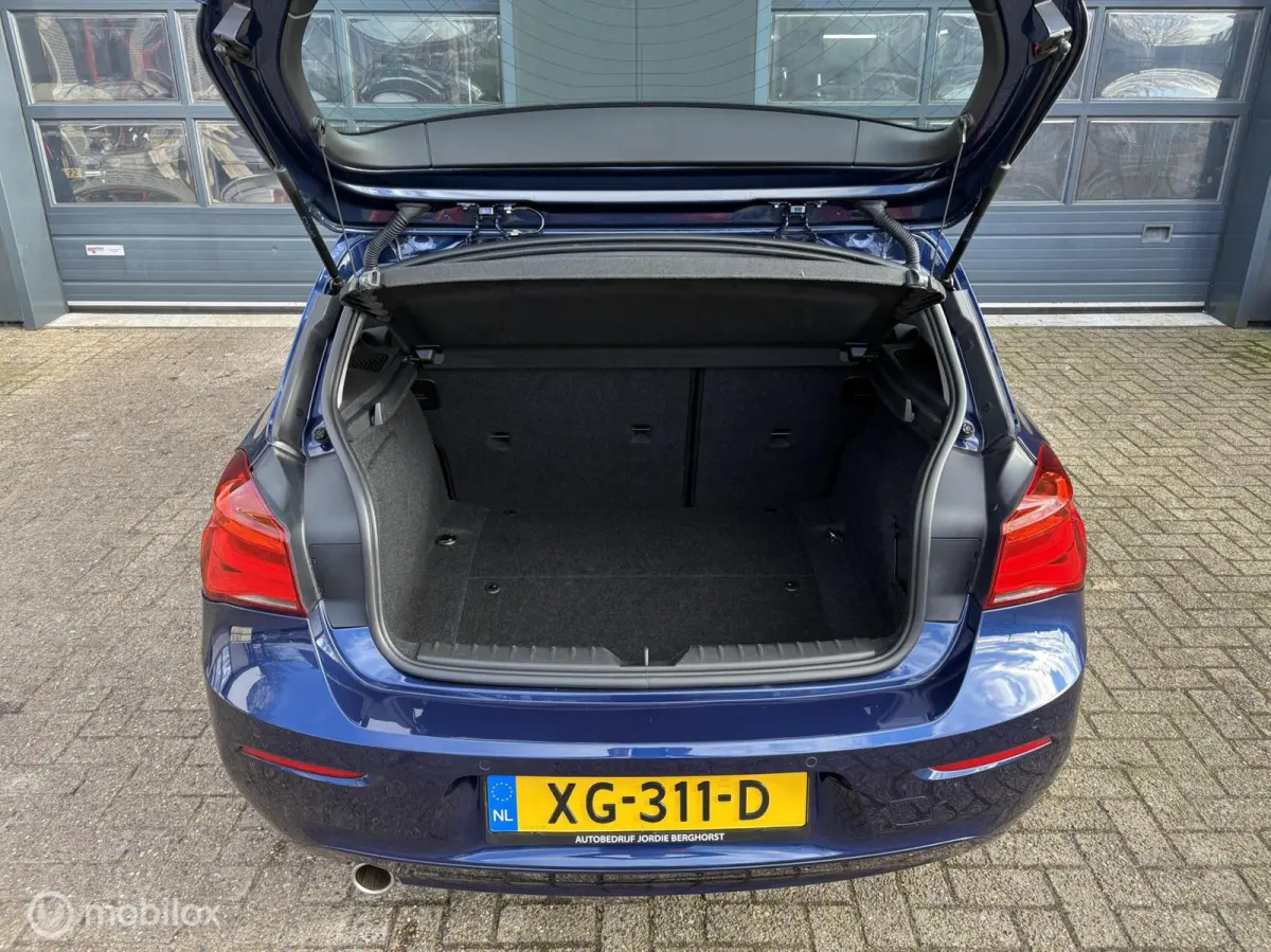 118i Corporate Lease Automaat