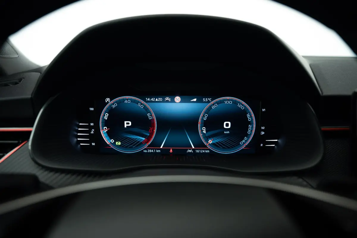 1.0 TSI Monte Carlo |Glazen Dak|Camera|ACC|Stoelverwarming|Stuurverwarming|Dodehoek|