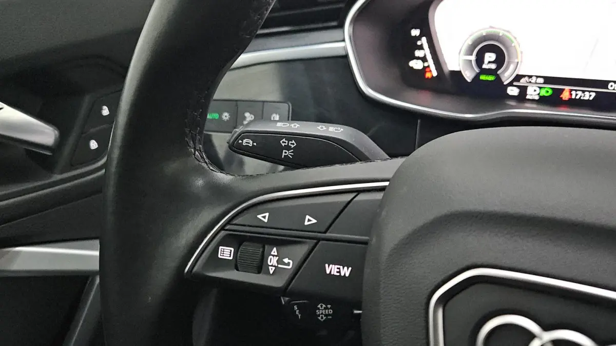 45 TFSI-e S-Line Keyless Camera Matrix Virtual