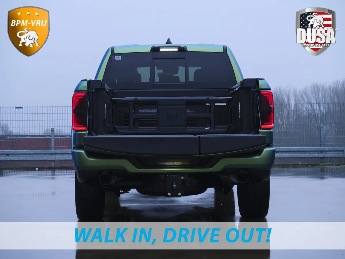 | 1500 | Limited | 3.0L Twin-Turbo I6 | High Output | BPM-VRIJ Arctic Borealis | 14,4'' U Connect | RAMBOX Getoonde accessoires zijn verkrijgbaar tegen meerprijs