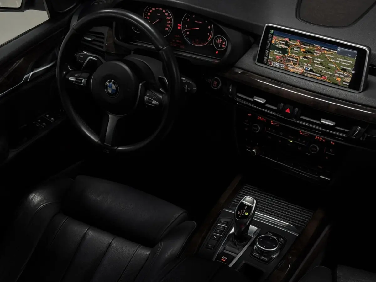 xDrive35i M-Sport | Pano | Camera | Memory | Sfeer