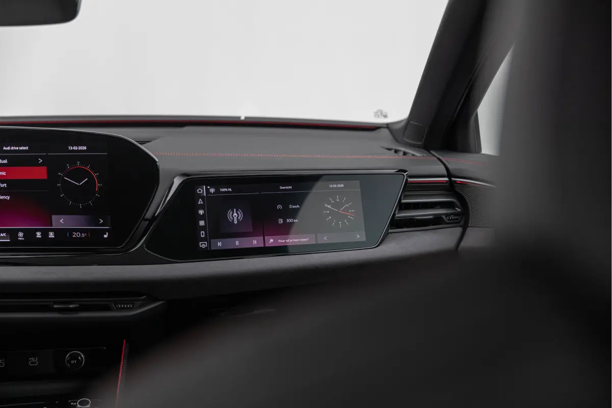 3.0 TFSI 367pk S-line Pano Luchtv. 4-wielsturing B&O HuD
