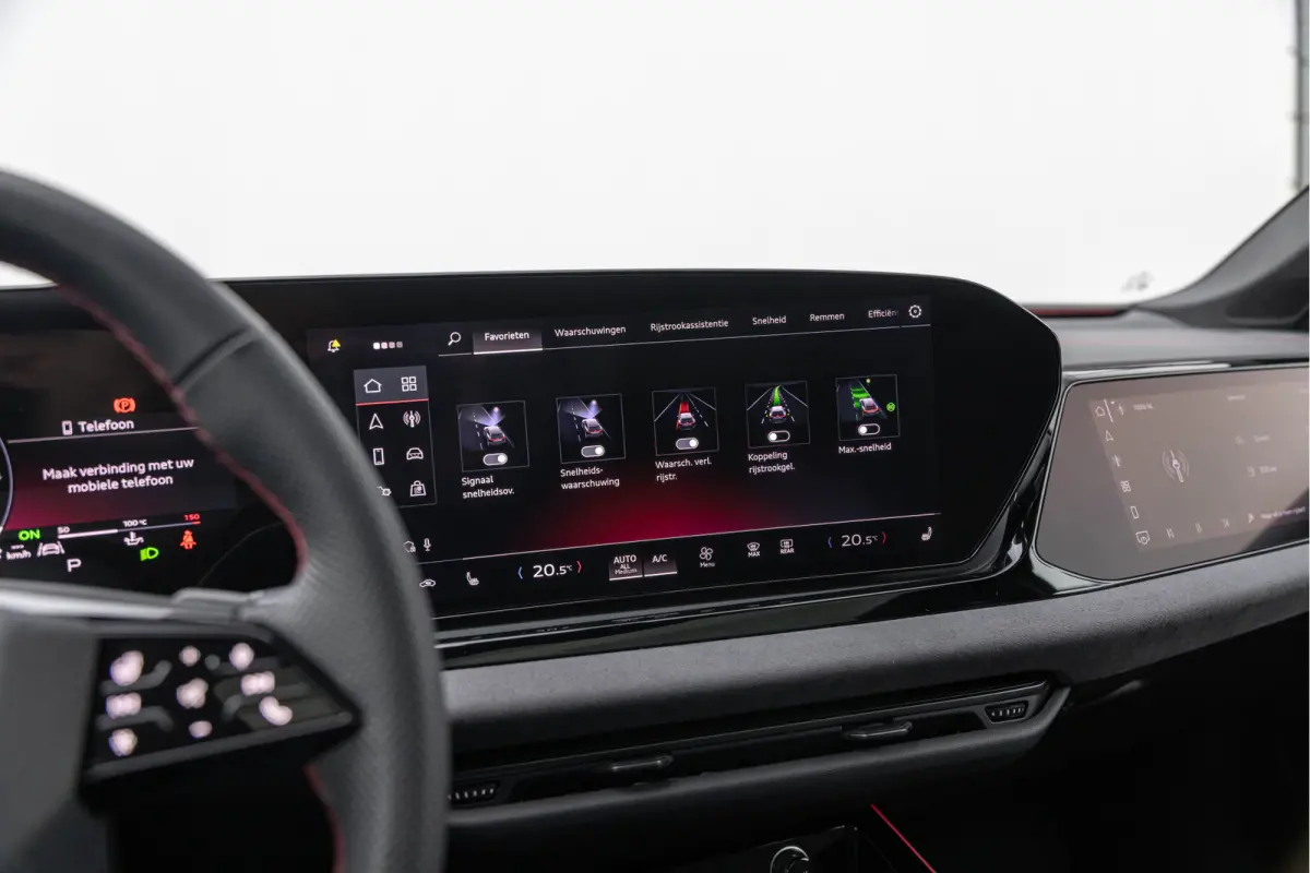 3.0 TFSI 367pk S-line Pano Luchtv. 4-wielsturing B&O HuD