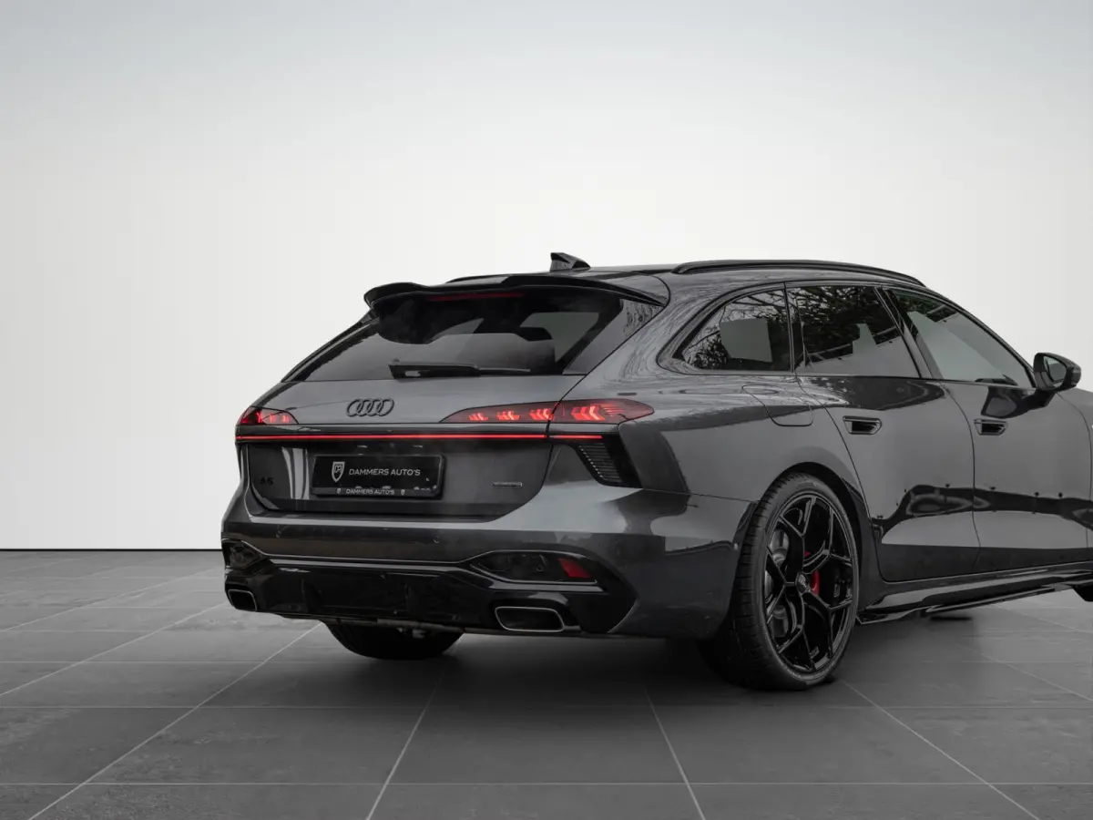 3.0 TFSI 367pk S-line Pano Luchtv. 4-wielsturing B&O HuD