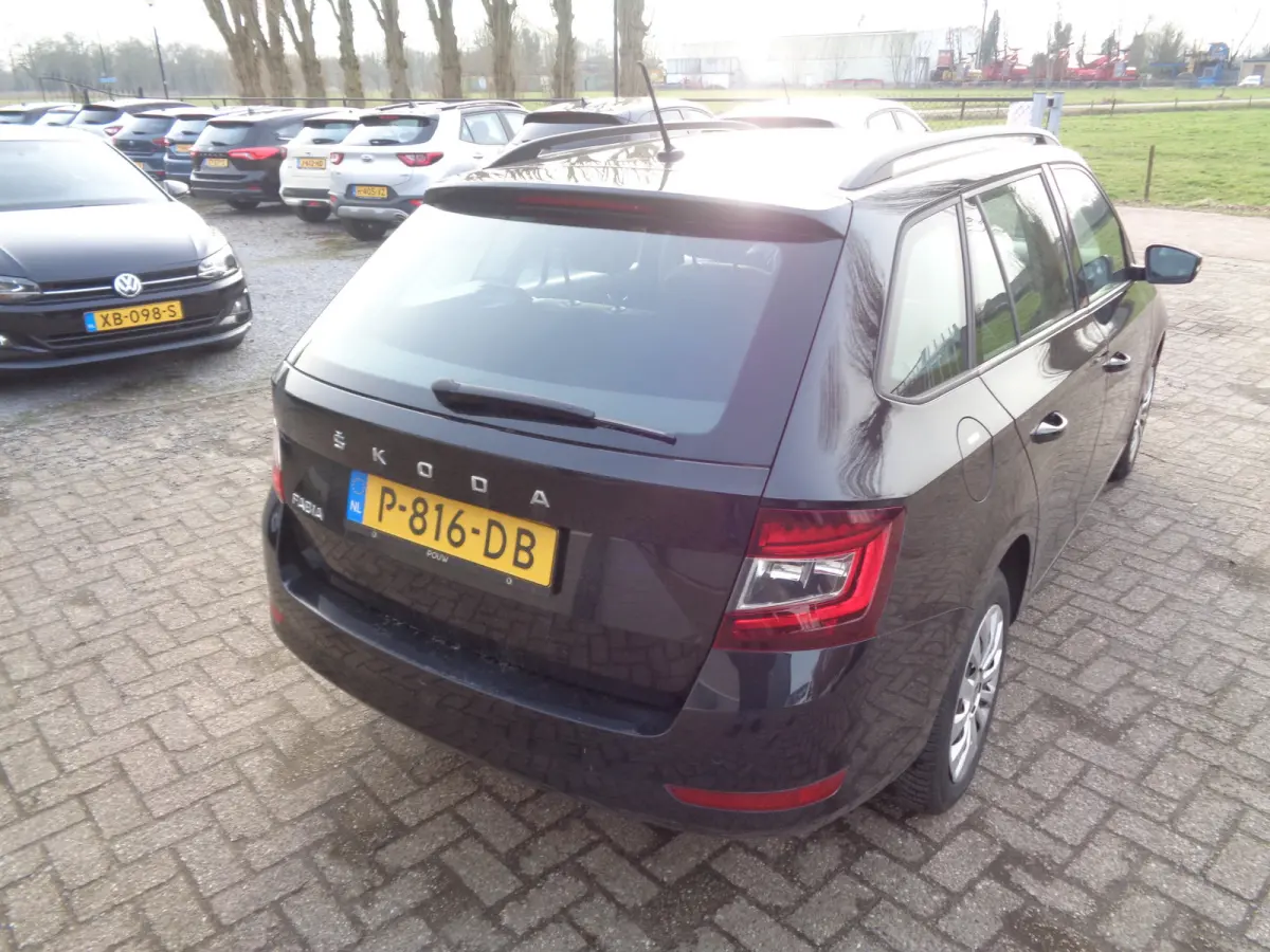 1.0 TSI Ambition Airco, Carplay/android auto, PDC, Cruise controle