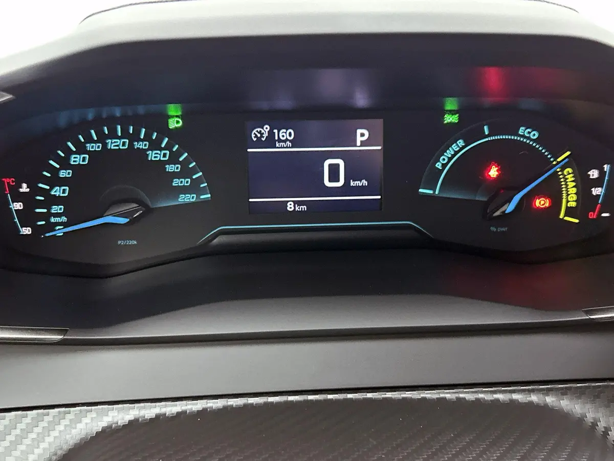 1.2 Hybrid Business 110pk Automaat | 8 JAAR GARANTIE | Navigatie | Airco | Camera | Cruise Control | LED | Apple Carplay/Android Auto |