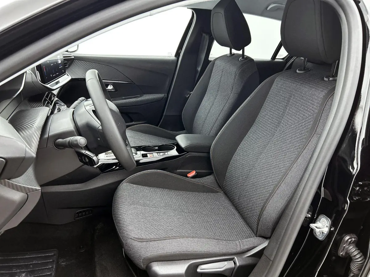 1.2 Hybrid Business 110pk Automaat | 8 JAAR GARANTIE | Navigatie | Airco | Camera | Cruise Control | LED | Apple Carplay/Android Auto |