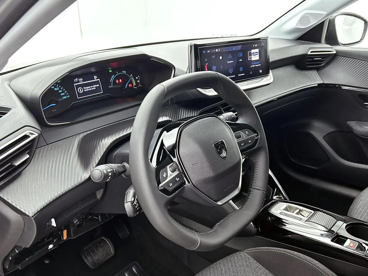 1.2 Hybrid Business 110pk Automaat | 8 JAAR GARANTIE | Navigatie | Airco | Camera | Cruise Control | LED | Apple Carplay/Android Auto |