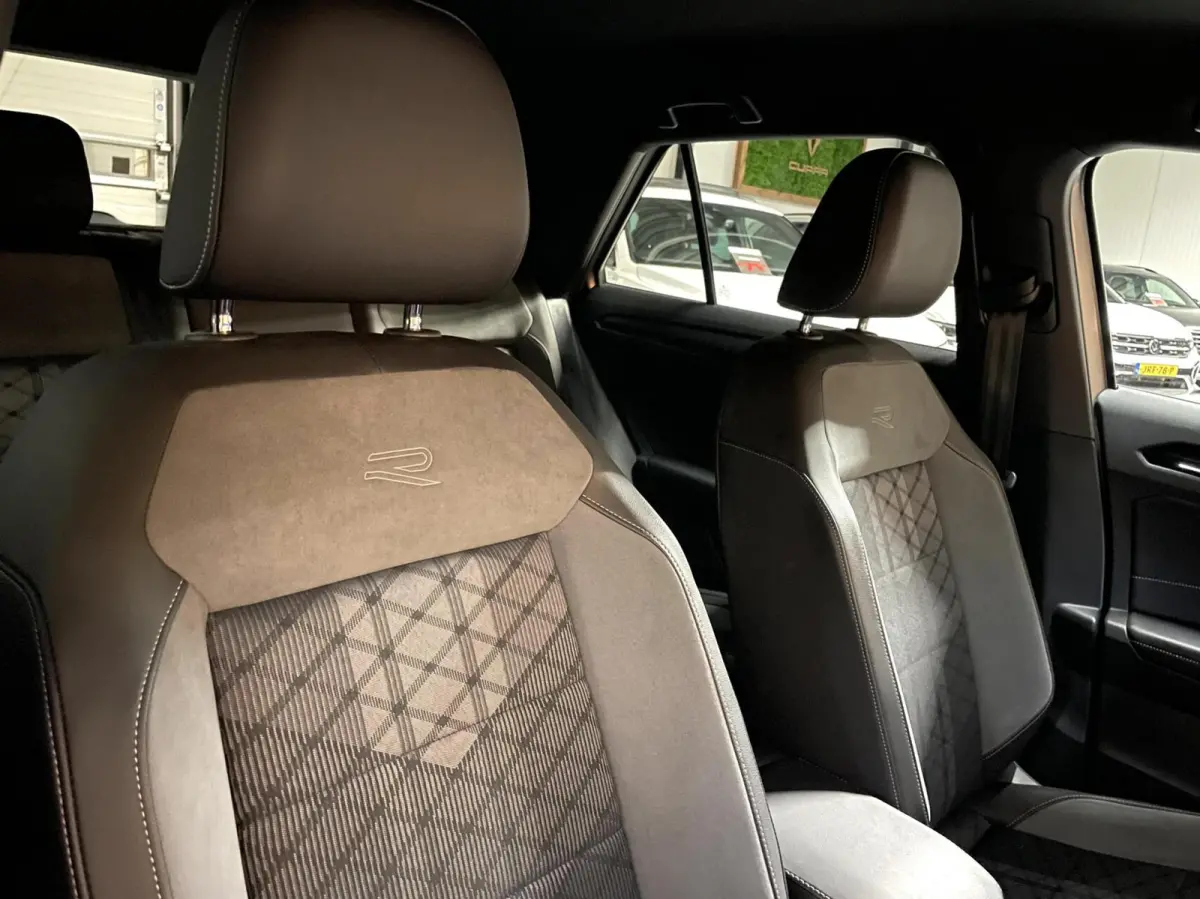 1.5 TSI R-Line Black Style/ Cam/ Keyless/ IQ LED/ Trekhaak
